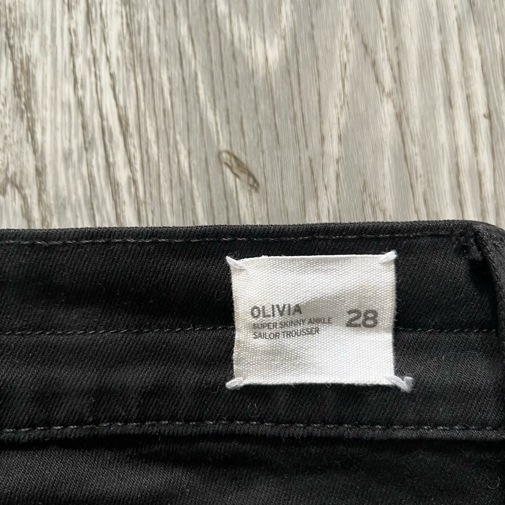 Hudson Olivia sailor crop 28 $228 - Picture 8 of 11